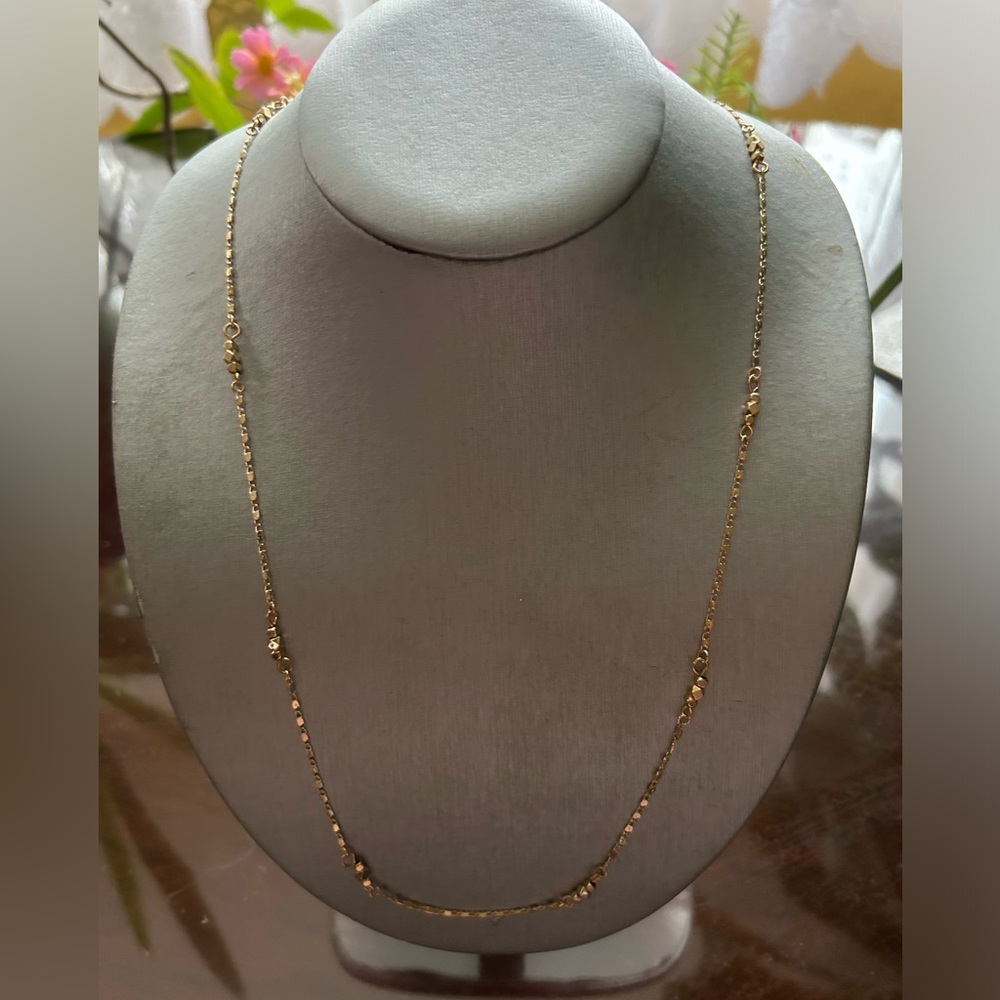 RW & Co. Long  beaded necklace in Gold colour